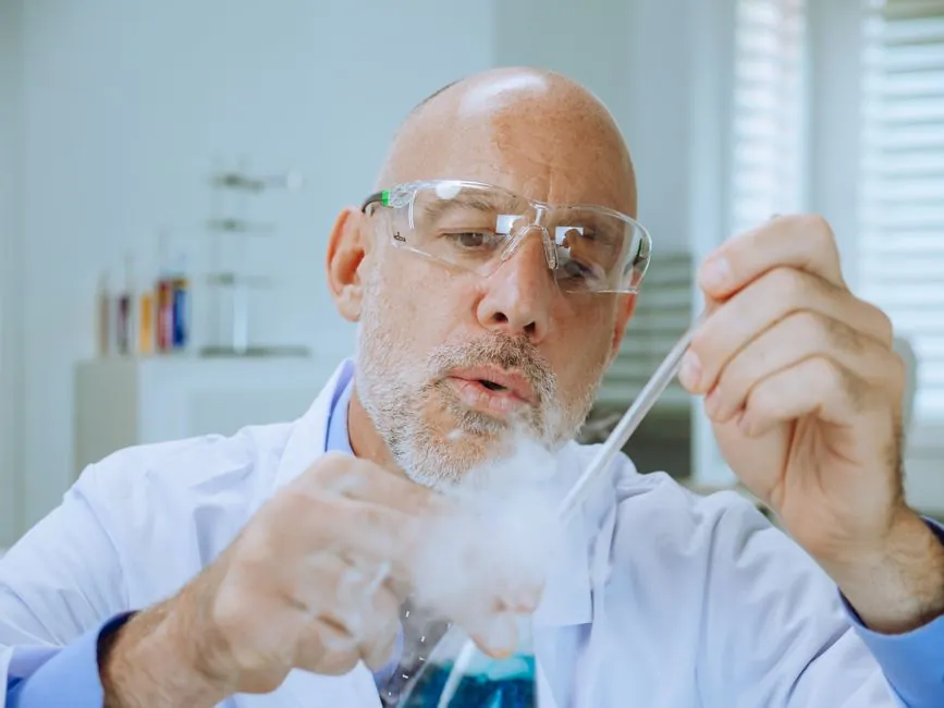 Gas Analyzer vs Spectrophotometer: Spec-First Decision Guide for 2026 Specifiers