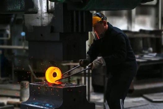 Gas-Fired Aluminum Melting Furnace selection for agriculture machinery - Refractory and Lining Selection