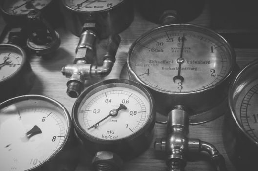 harmonic filter vs multifunction power meter for temperature limit - Option Matrix: Active vs Passive vs Meter-Only