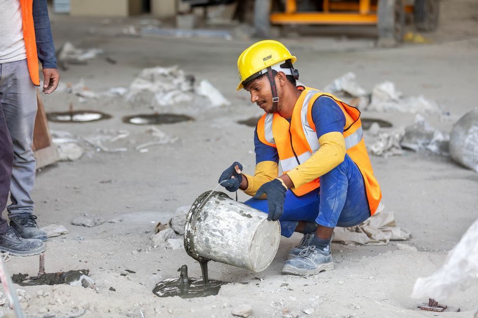 Hospital Dry-Mix Mortar Selection: EN 998, Hygiene, and Wall-Zone Spec Map