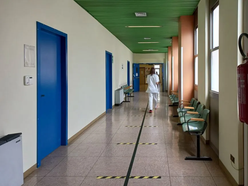 Hospital Insulation Board Selection: Fire, Moisture, and Infection-Control Spec Map