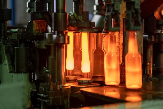 Hot Chamber Die Casting Machine selection for lighting fixtures - Zinc, Zamak, and the Material Boundary Lighting Buyers Must Respect