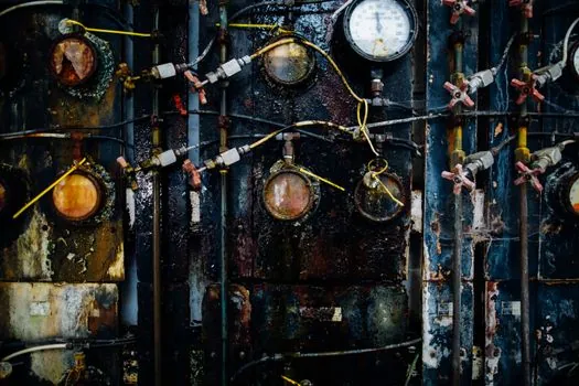 Differential Pressure Transmitter selection criteria - Constraints, Failure Modes, and Field Pitfalls