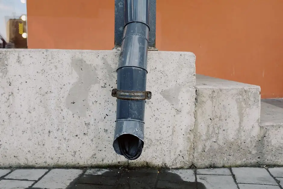 HVAC wall chaser selection: spec bands, blade geometry, dust control