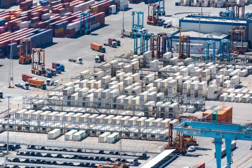 Hydrogen Fuel Cell Procurement: Spec-First Buyer Guide for Fleet and Stationary Builds