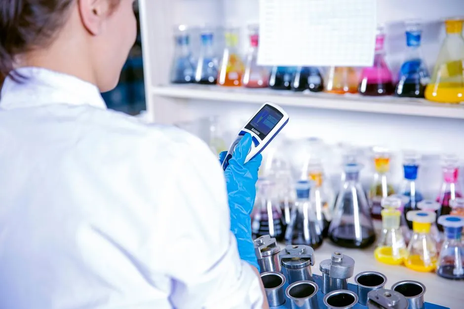 Hygienic pressure transmitter selection: spec gates, variants, and duty mapping