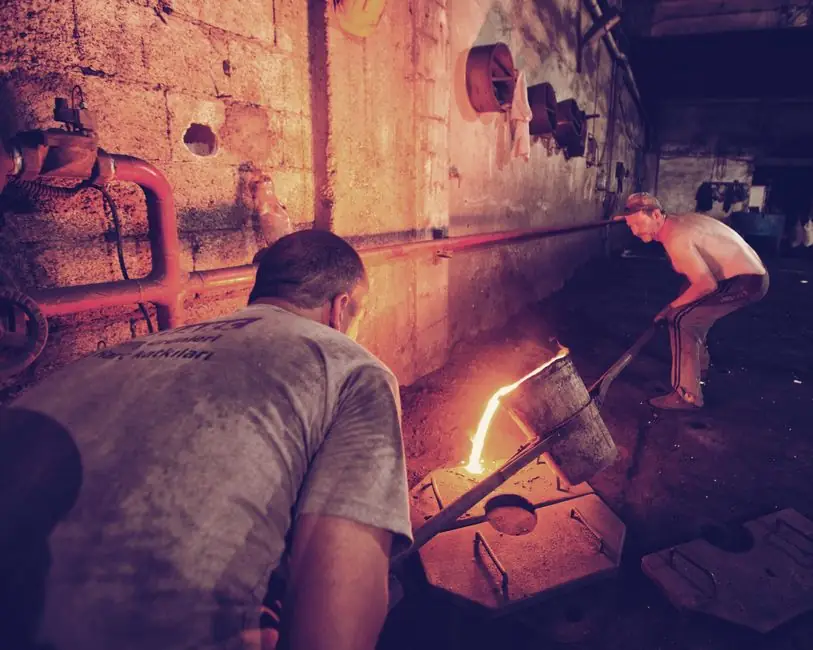 Induction Furnace Selection for Hardware Manufacturing