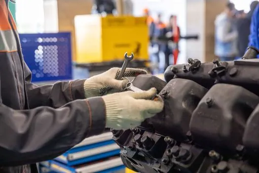 Industrial Borescope selection criteria - Articulation, Tip Steering, and Working Channel Options