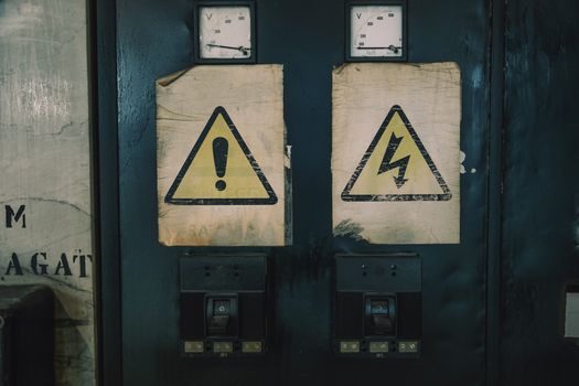 industrial buzzer selection criteria for packaging line retrofit - Comparison: Three Realistic Choices Against Four Decision Criteria