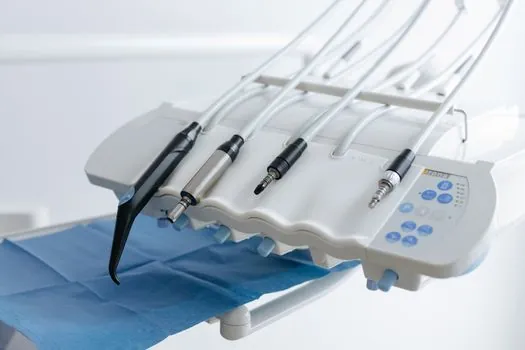 Industrial Ceramic selection for medical devices - Use-Case Routing: Implant, Surgical, Fluid Control, Diagnostic Electronics