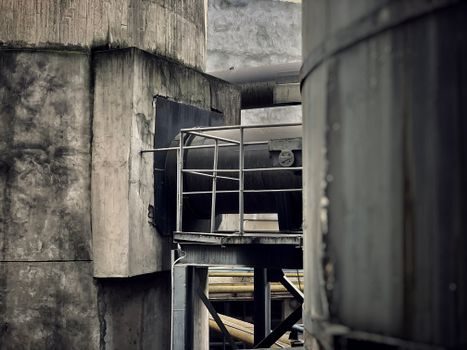 Concrete Admixture selection for industrial facilities - Compatibility Risks and On-Site Failure Modes