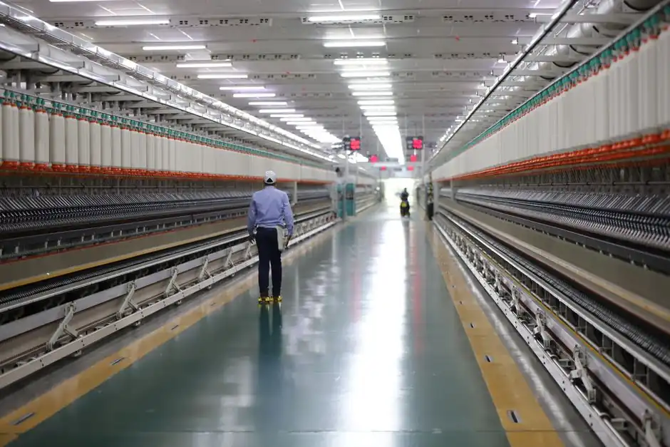 Industrial Relay Suppliers 2026: SSR vs EMR Tiers, China Sourcing, and Spec Map