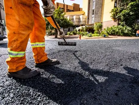 Infrared Line Level selection for road maintenance - When Not to Use a Line Laser on a Road Job