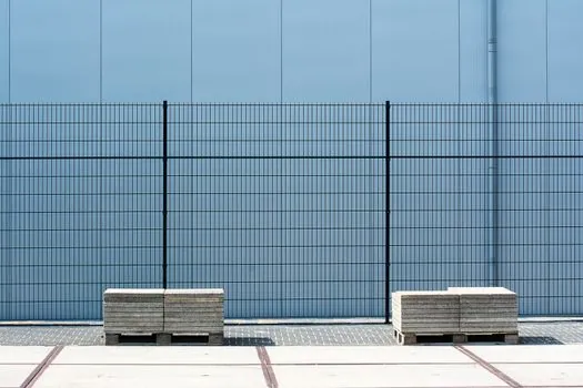 Insulation Board selection for prefabricated construction - Options compared against four decision criteria