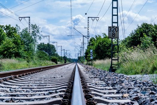Isolating Switch buying guide 2026 - Trackable Signals to Monitor Over the Next Two Quarters