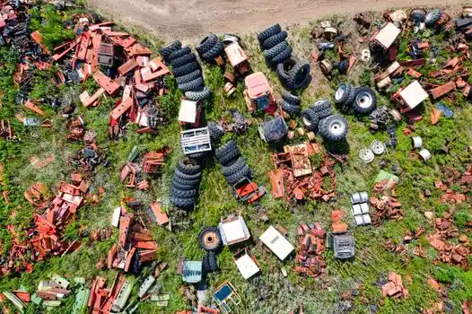 Crawler Crane selection for landfill operations - Maintenance, Spare Parts, and Resale Footprint
