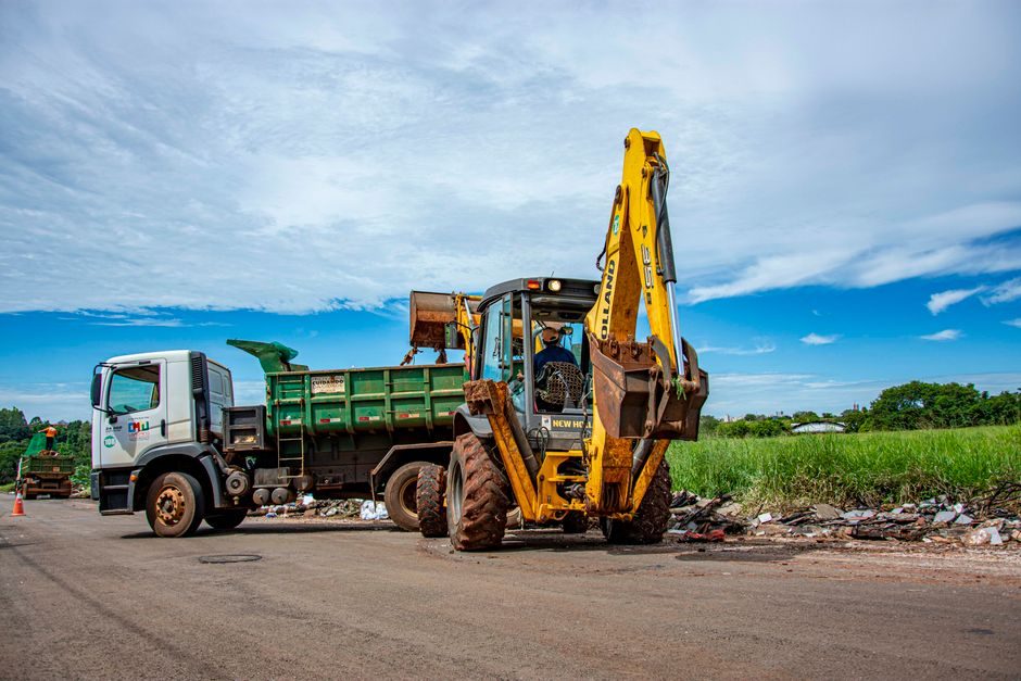 Landfill Motor Grader Selection: AWD, Undercarriage, and Grade-Control Spec Match