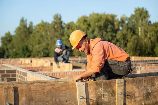Concrete Vibrator selection for landscaping - Spec Criteria: Matching Head, VPM, and Power to the Pour