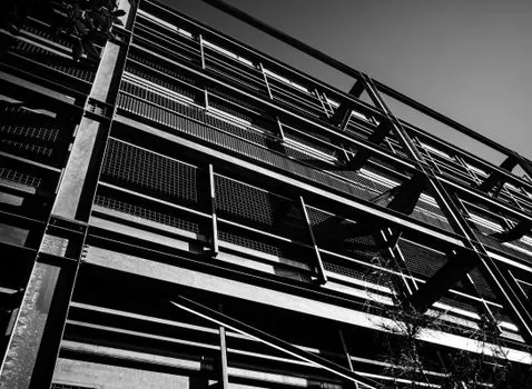 Laser Level selection for steel construction - Failure Modes and Constraints Worth Naming