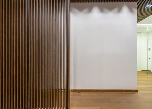 Lightweight Partition Panel selection for data centers - Where Each Material Fits: Use-Case Mapping