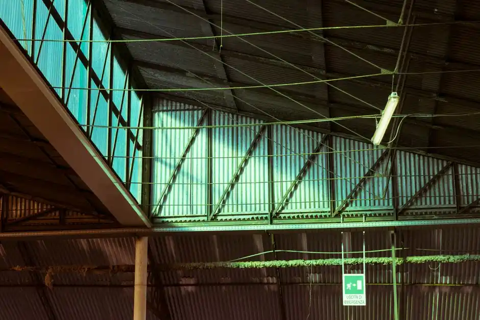 Lightweight Partition Panel Selection for Warehouses: 2026 Spec Map