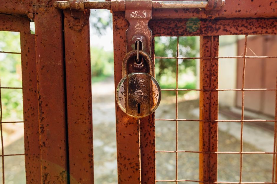 Lock Nut Advantages and Disadvantages: A Spec Engineer's Working Map