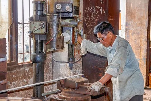 Low Pressure Die Casting Machine selection for hardware manufacturing - Maintenance Cadence and Operator-Side Specs
