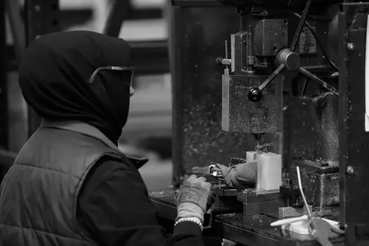 machine tool manufacturing quality standards - Acceptance protocol at the buyer's site: a 5-step spec checklist