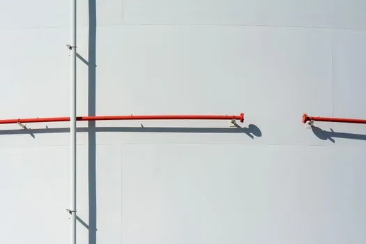 Magnetostrictive Level Transmitter buying guide 2026 - Installation, Calibration, and Lifecycle Constraints