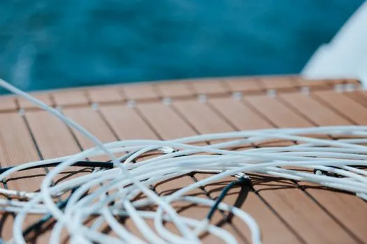 Polyurethane Elastomer selection for marine engineering - Pressure and Temperature Coupling: Why Lab Data at 1 atm Misleads
