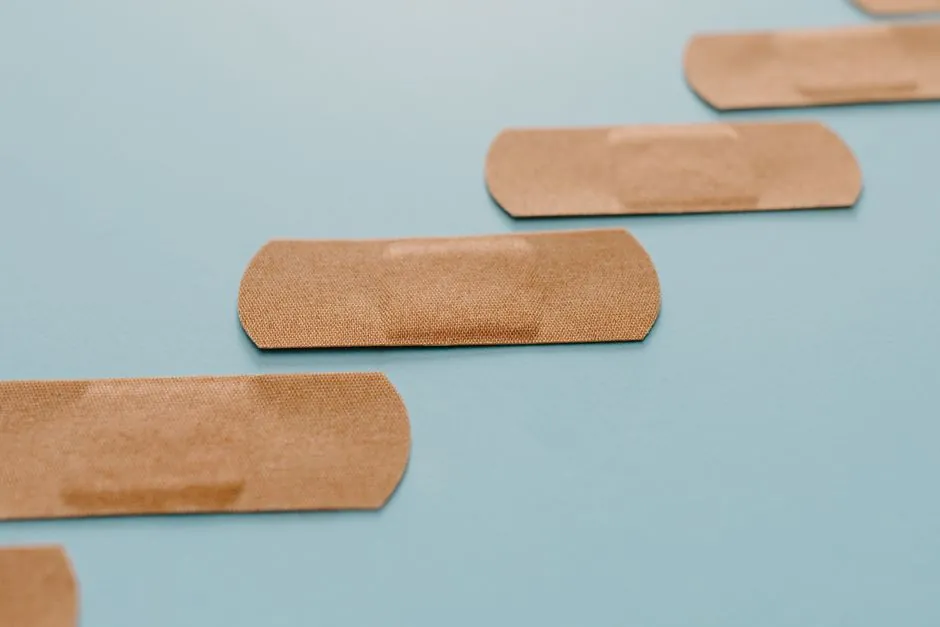 Medical Device Adhesive Selection: Biocompatibility, Sterilization, Cure Profile