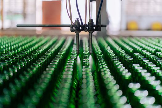 Mesh Belt Conveyor selection for electronics handling - Contamination, ESD, and cleanroom envelope