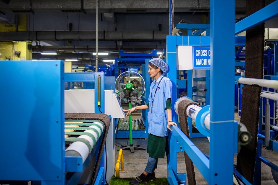 Mesh Belt Conveyor Selection for Food and Beverage Lines