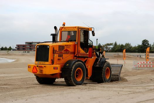 Bulldozer selection for urban infrastructure - Blade, ripper, and undercarriage choices on the urban spec