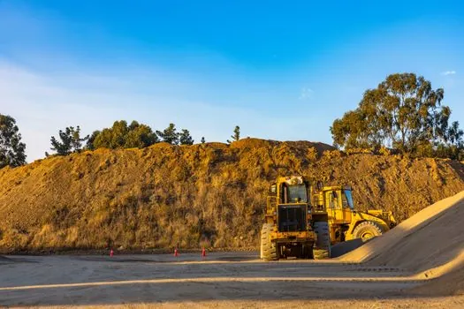 mining equipment industry 4.0 adoption - Standards, Sourcing, and Internal Reference