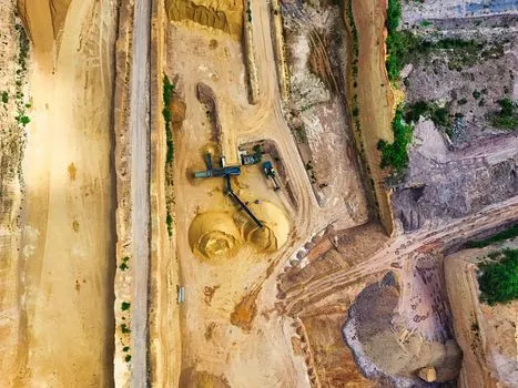 Hearing Protector selection for mining operations - HPD Type Comparison: Earplugs, Earmuffs, and Double Protection