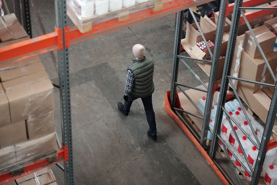 Multi-gas detector selection for warehouses: sensor stack, ratings, and 2026 pricing