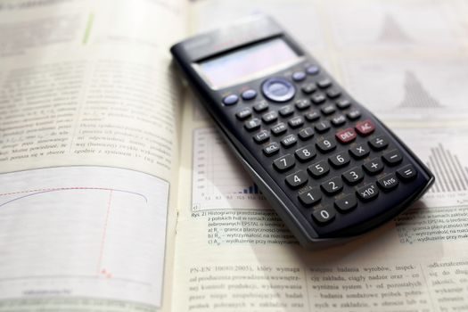 Multifunction Process Calibrator price and cost guide - Comparing the Main Options on Decision Criteria
