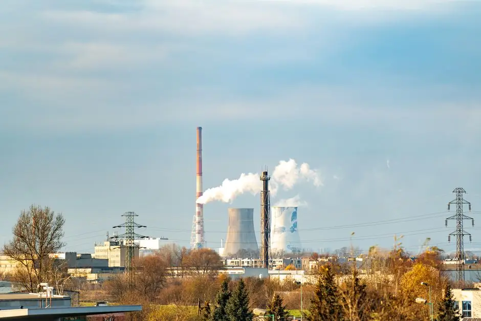 Nuclear Power 2026: Capacity, Reactor Mix, and Cost Stack
