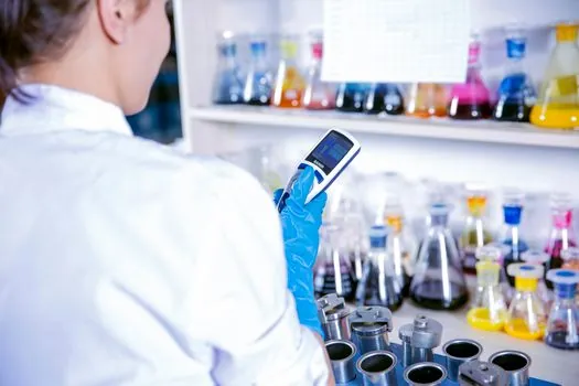 battery electrolyte OEM vs ODM manufacturing - Use cases on the line in 2026