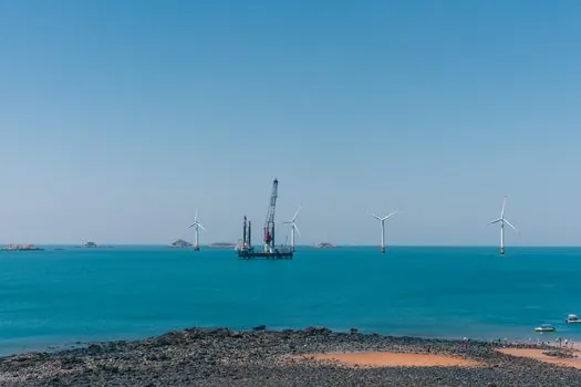 offshore wind competitive landscape 2026 - Vessel and Foundation Capacity