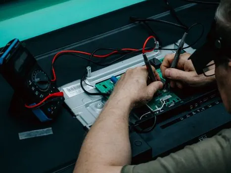 OLED OEM vs ODM manufacturing - Standards, Compliance, and 2026 Sourcing Signals