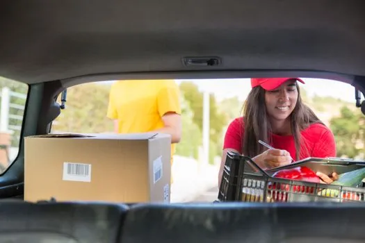 Order Picker selection for cold chain logistics - Sourcing, Standards, and the Next RFP Check