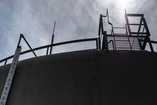 manometer selection criteria for outdoor tank farm - Enclosure, ambient, and IP rating