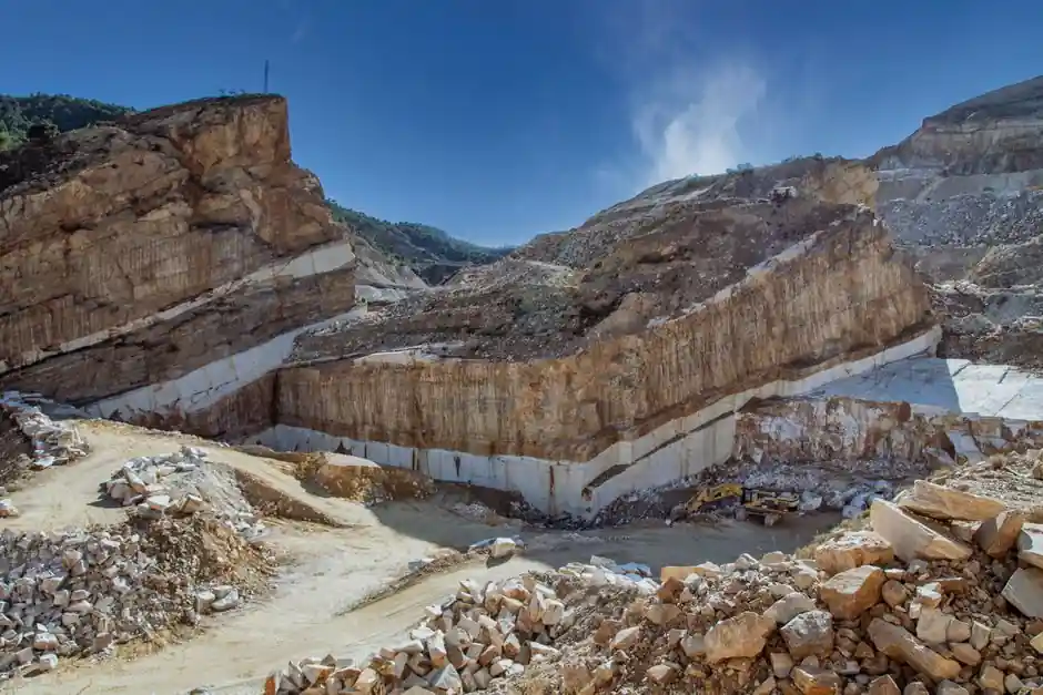 Overhead Bridge Crane Selection for Quarrying: 2026 Spec Guide