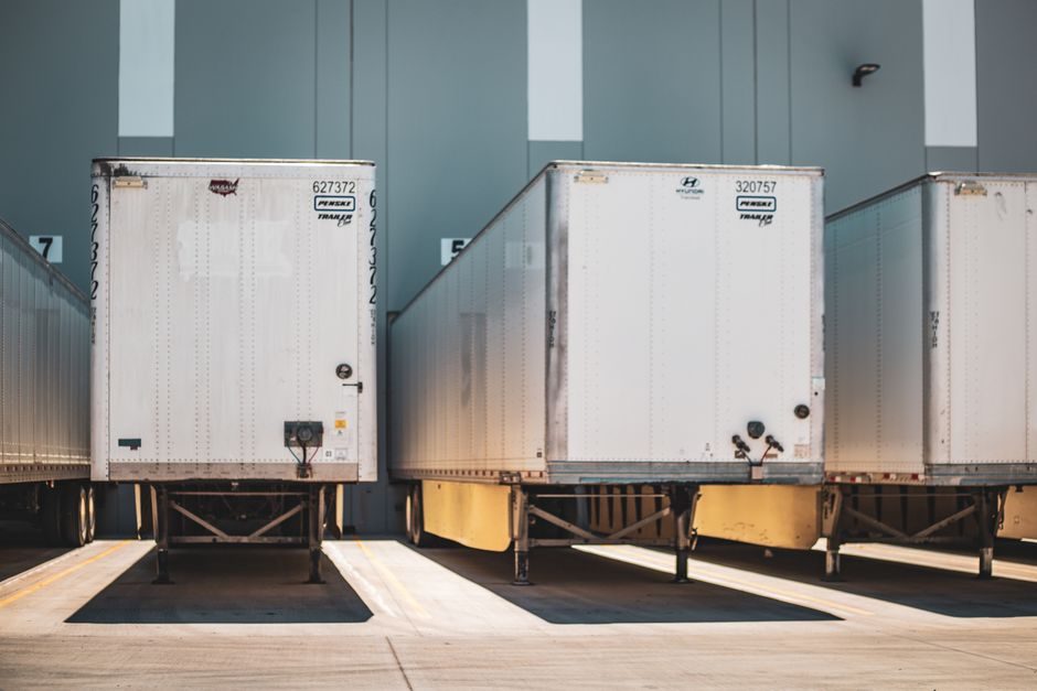 Overhead Conveyor Selection for Cold Chain Logistics