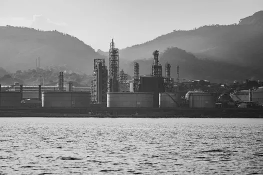 Nylon (PA) selection for oil and gas - Typical operating envelope and rating logic