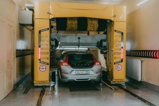 explosion-proof lighting selection criteria for paint booth - IP and Sealing: Overspray, Sludge, and Detergent Wash-Down