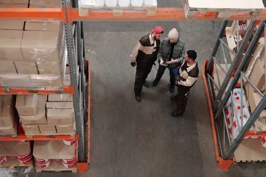 Pallet Stacker selection for retail distribution - Selection Checklist for Retail Distribution Buyers