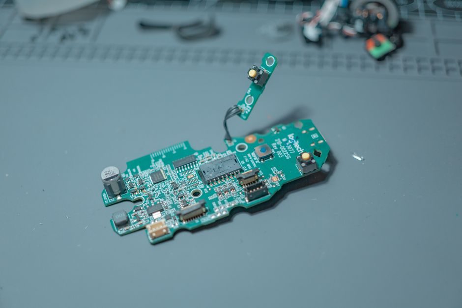 PCB Industry 4.0 Adoption: Standards, Sourcing Signals, and SME Gaps